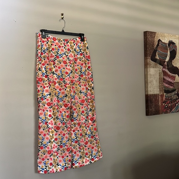 Antonio Melani The Nat Note Nellya Embroidered Floral Mesh Cropped Wide Leg Pant - Picture 6 of 12